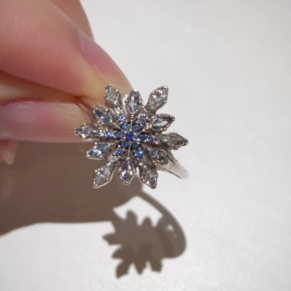 Pandora  Snowflake CZ Ring - Picture 2 of 9